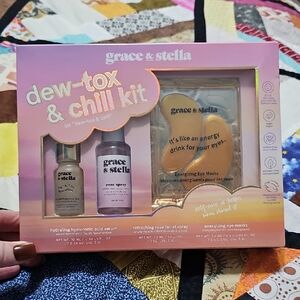 Grace & Stella Pink Dew-Tox & Chill Kit